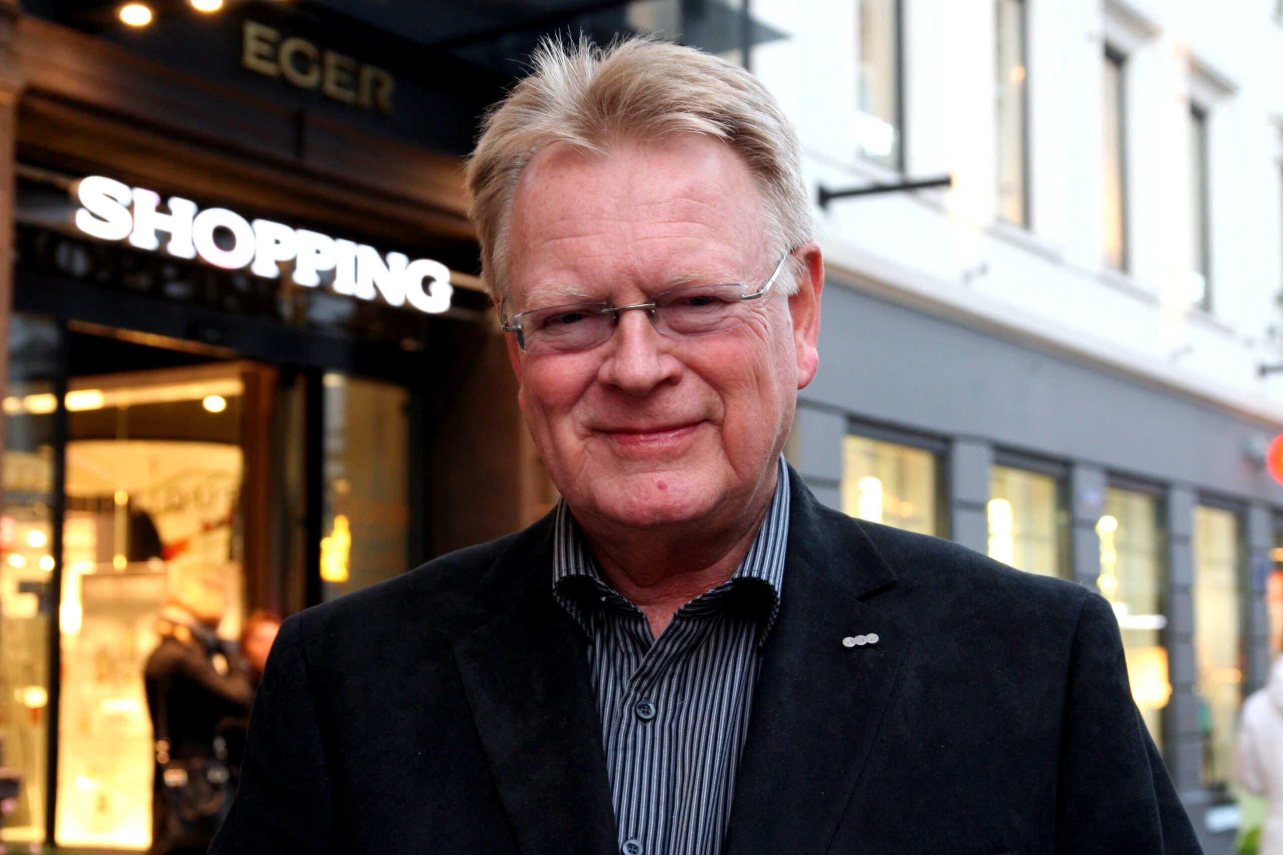 Lokalt innhold. - For å gjøre seg interessante må de store sentrene ha inn flere lokale butikker. Og det skjer det stadig mer av nå, den tendensen er forsterket, sier administrerende direktør i Oslo Handelsstands Forening, Gunnar Larssen. Foto: Elisabeth Hvitsten