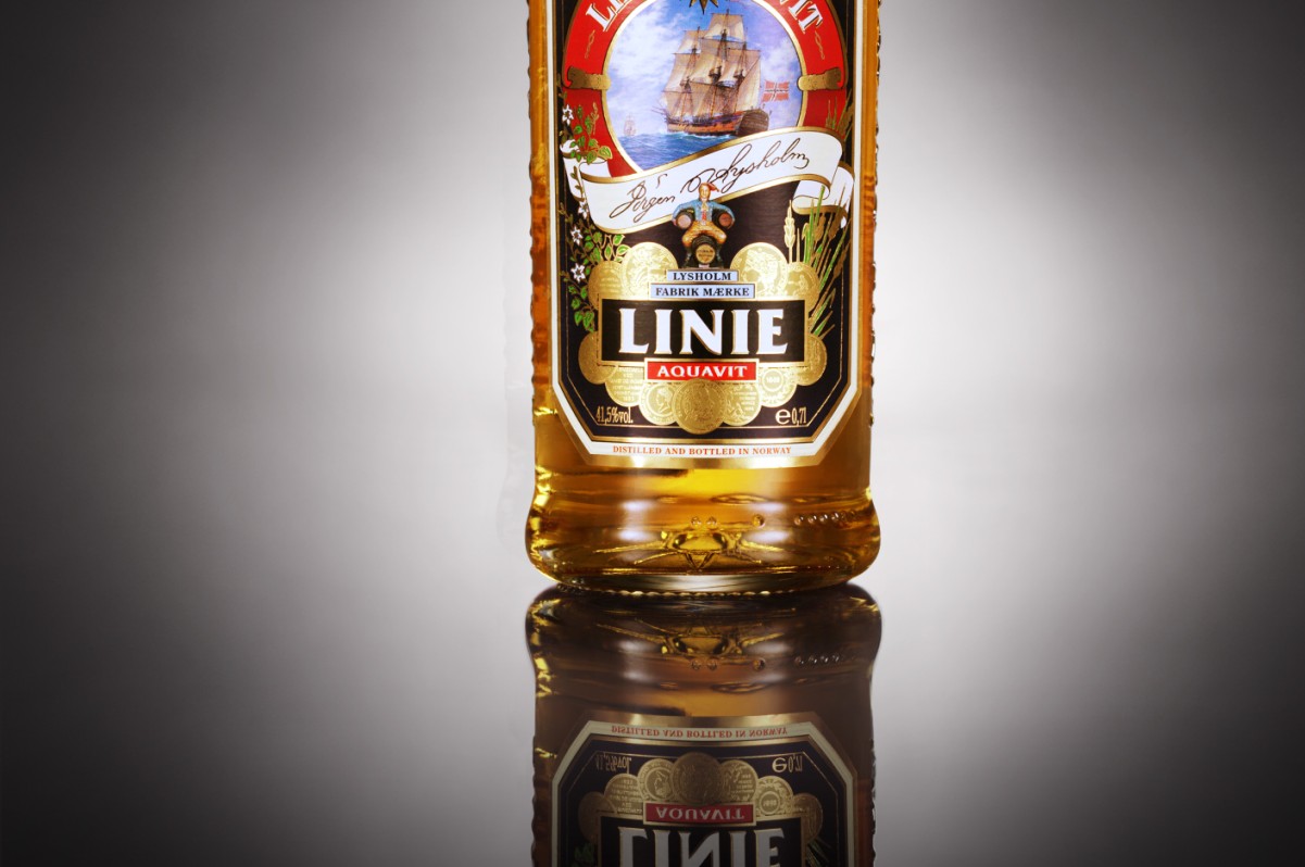 Det selges rundt 1,6 millioner liter akevitt i 2010. Linieakevitten har konkurranse av 116 andre akevittmerker. Foto: Arcus Sweden