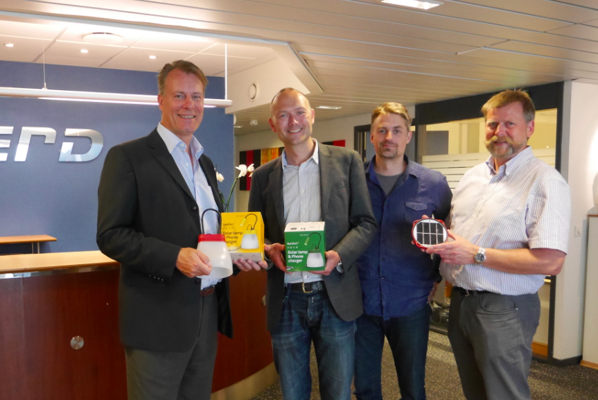 På bildet: Johan H. Andresen, Ferd, Kristian Bye, Bright, Marius Andresen, Bright og Øyvind Sandvold, Ferd.