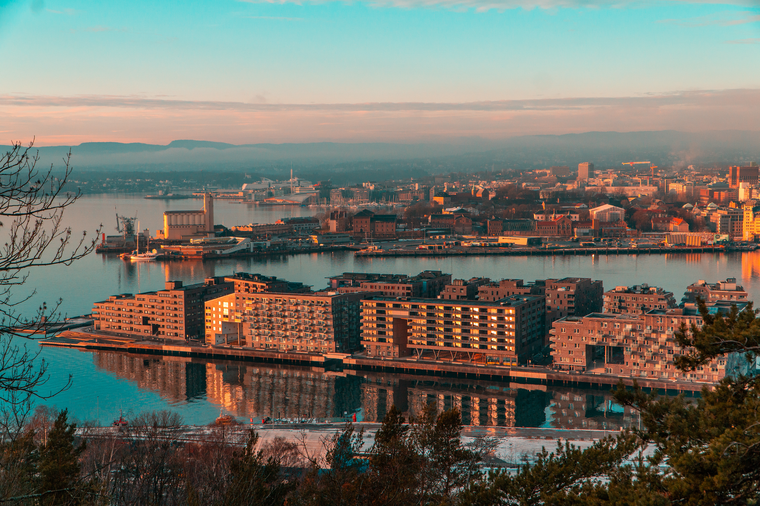 Ved utgangen av april 2021: Kan Oslos innbyggere håpe på at byen gjenåpnes etter et halvt års nedstenging? Foto: Shutterstock.