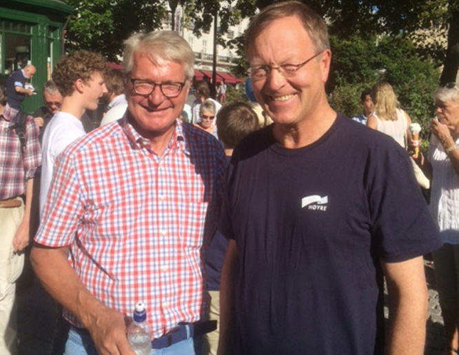 Morten Steenstrup mener valget styrket Høyre i viktige deler av Oslo. Her er den nye bystyrerepresentanten med Fabian Stang. Førstnevnte fikk 43 915 personstemmer og slengere, mens Steenstrup innkasserte 1409 personstemmer og slengere.