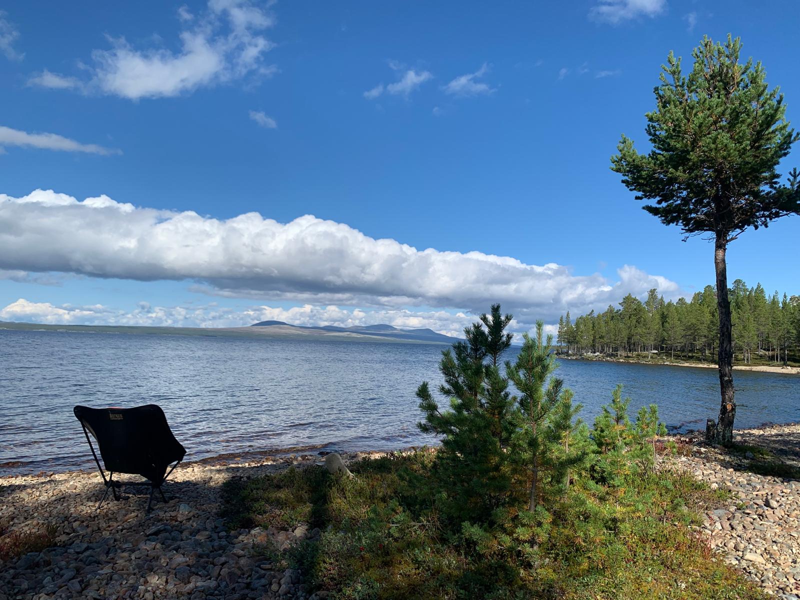 Å finne roen ved Femunden. Foto: Bodil Fuhr.