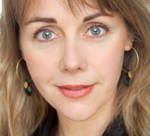 Journalist og forfatter Sidsel Dalen debuterer med romanen Dødelige Dråper.