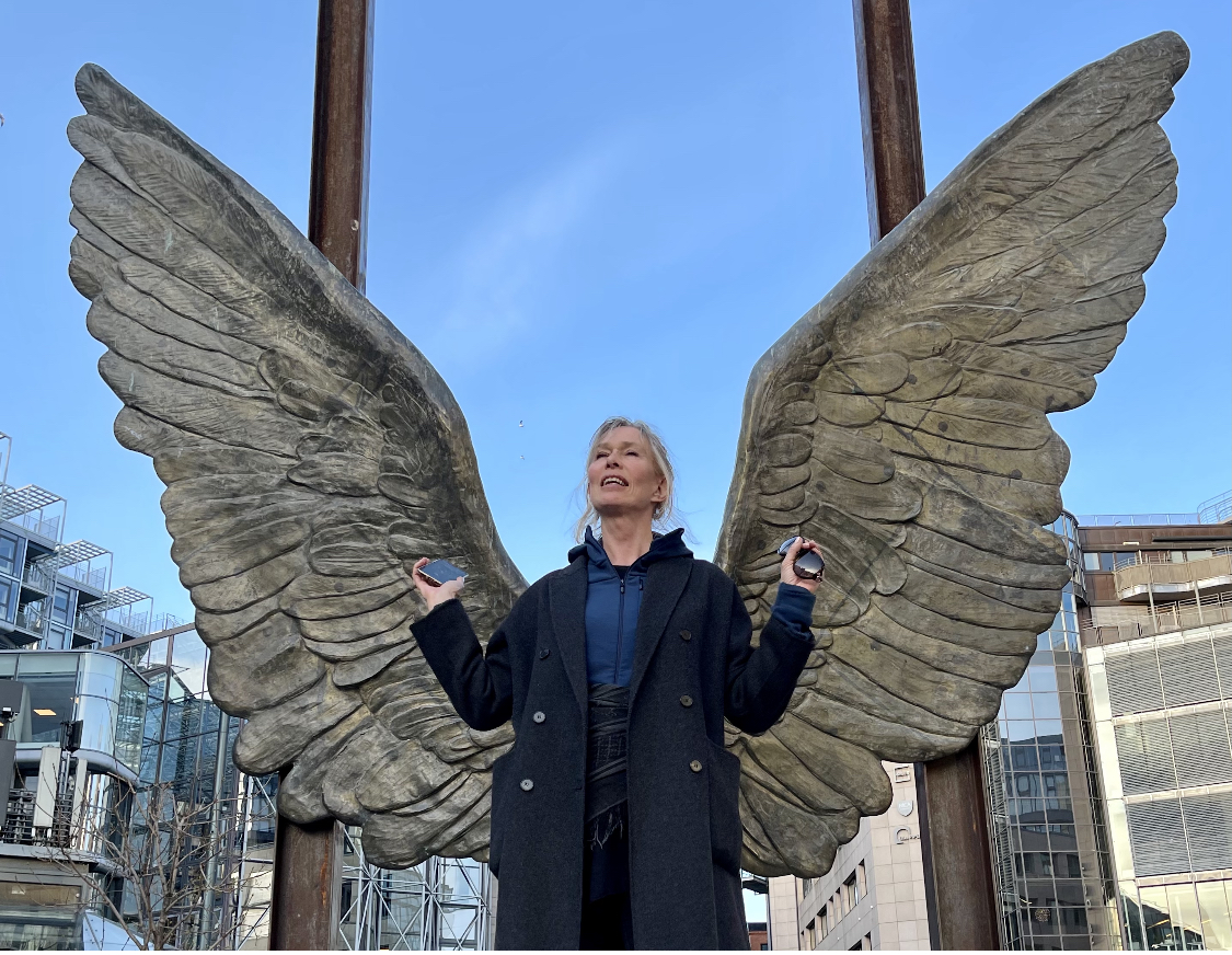 Janteloven har fått ny status. Men bak de kledelige mindreverdighetskompleksene kan det skjule seg et merverdikompleks, mener Bodil Fuhr. Foto: Hilde Pettersen Reljin