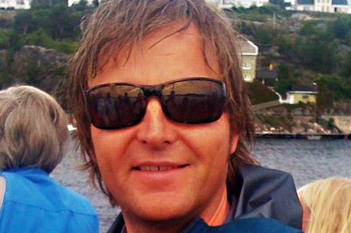 Rasfare. Frode Olav Smith driver rasfare.no og selger avvisere og fjerner istapper for flere millioner kroner i året. Nå starter høysesongen.