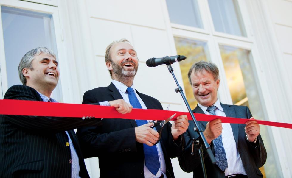 Glade gründerentusiaster inviterte til kontorfellesskap i Oscars gate i september 2012. Fra venstre Odd Moe, Trond Giske og Bjørn Kjos.