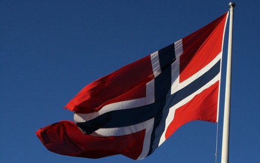 Når kjente navn fra finansmiljøet i Oslo skal ha ny flaggstang, er det ofte snakk om FlaggStangspesialistens aller høyeste på 18 meter.
