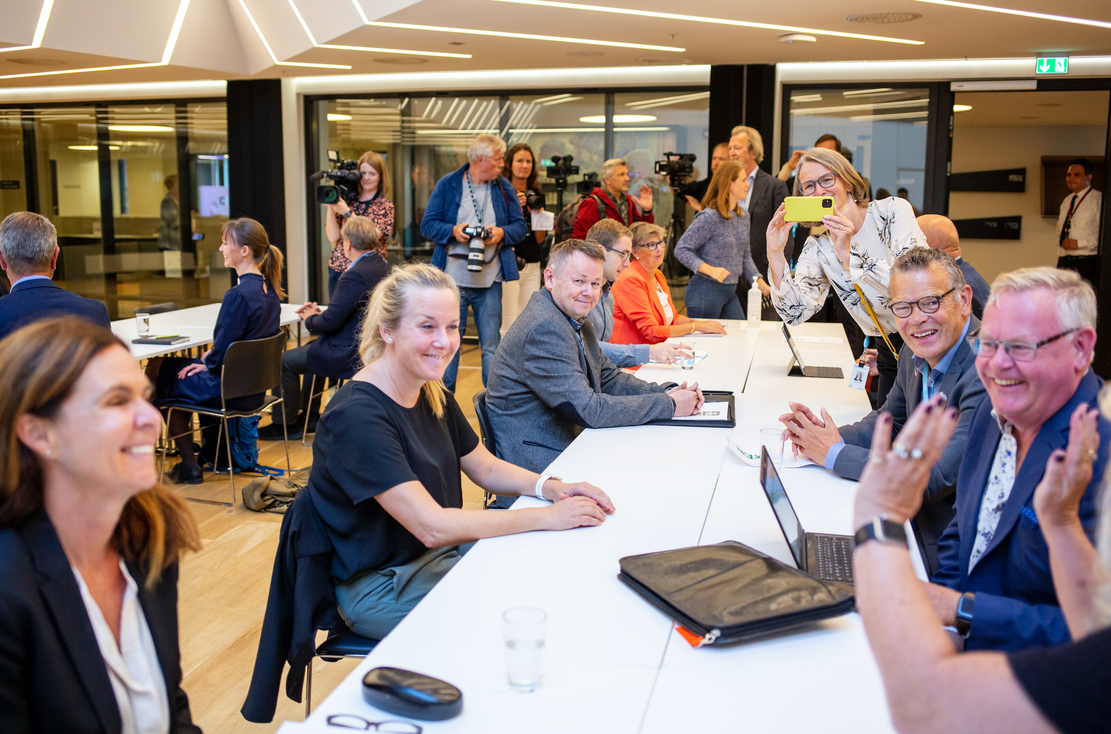 Endelig kan partene i kommuneoppgjøret 2020 starte forhandlingene, fire og en halv måned forsinket. Foto: Javad Parsa.