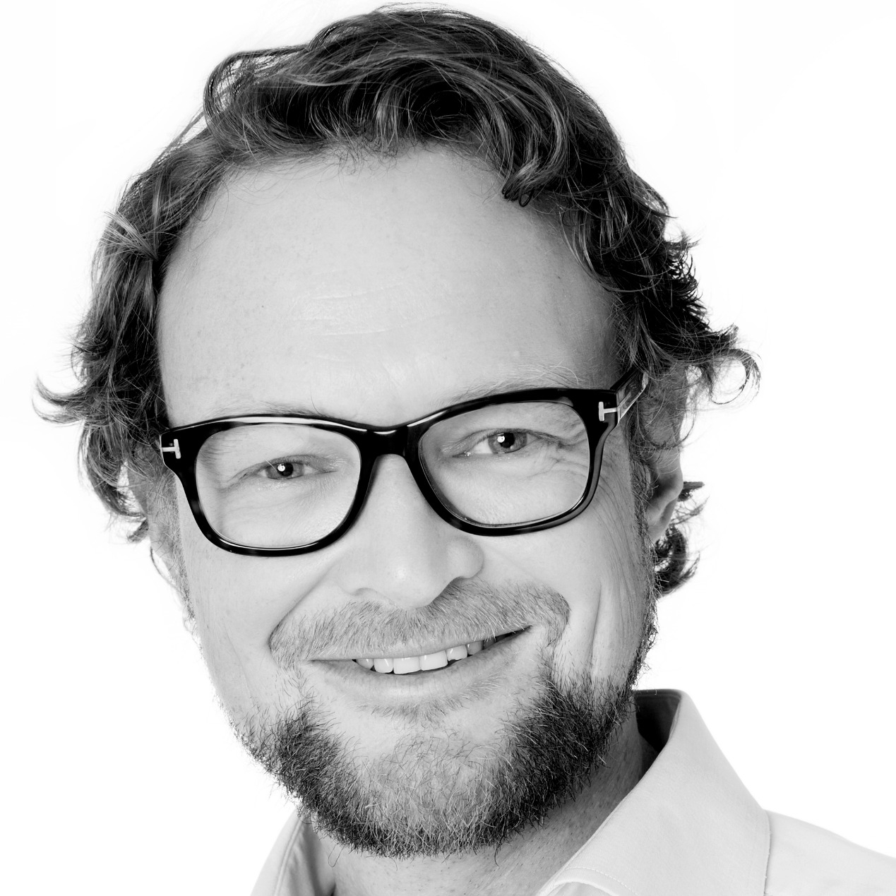 Gisle Glück Evensen, Aschehoughs økonomi- og finansdirektør