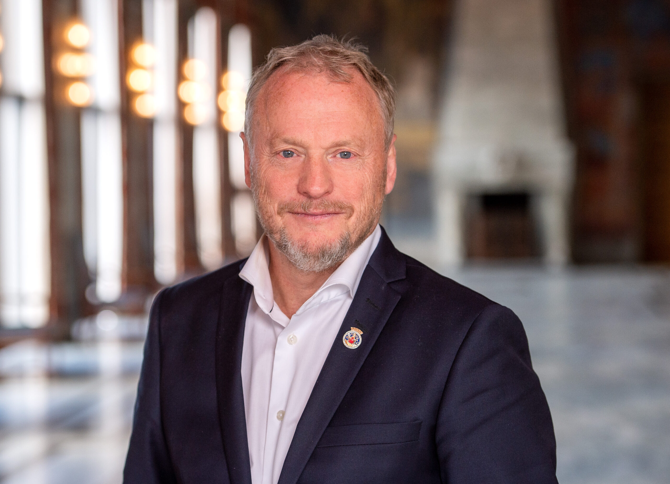 Byrådsleder Raymond Johansen truet med å stenge alkoholserveringen i Oslo. Foto: Oslo kommune.