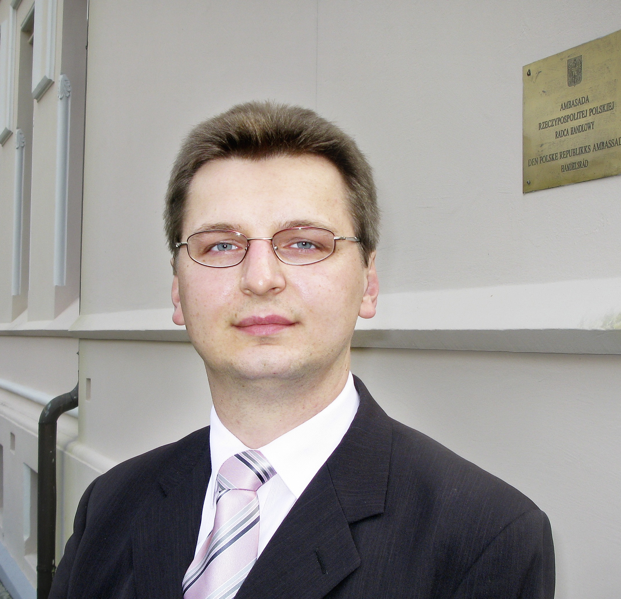 Ambassadesekretær Mariusz Biedrzycki ved Polens handelsdelegasjon i Oslo.