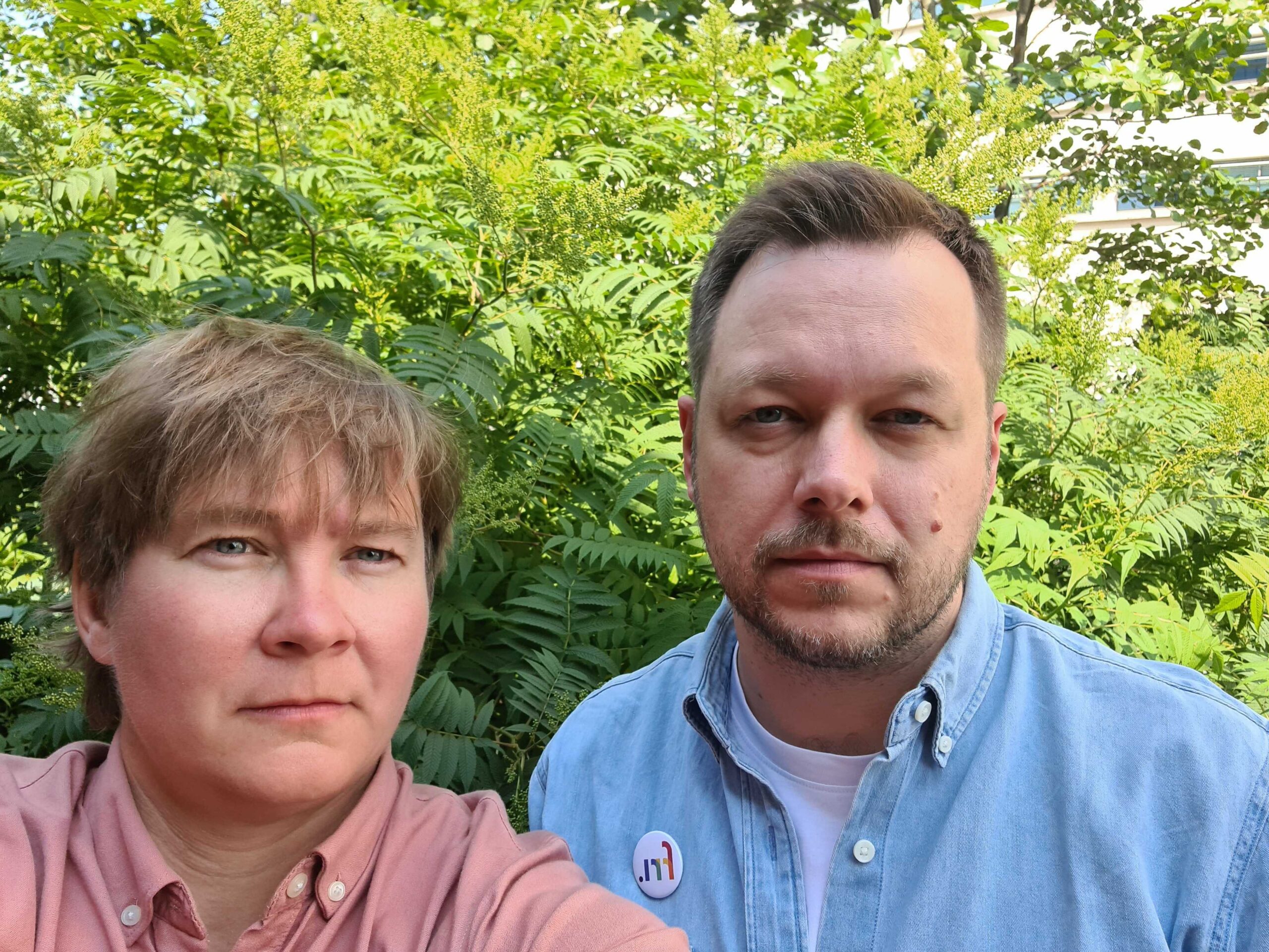 Leder i Oslo Pride Inger Kristin Haugsevje og leder i Foreningen FRI Inge Alexander Gjestvang. Foto: Pride Oslo.