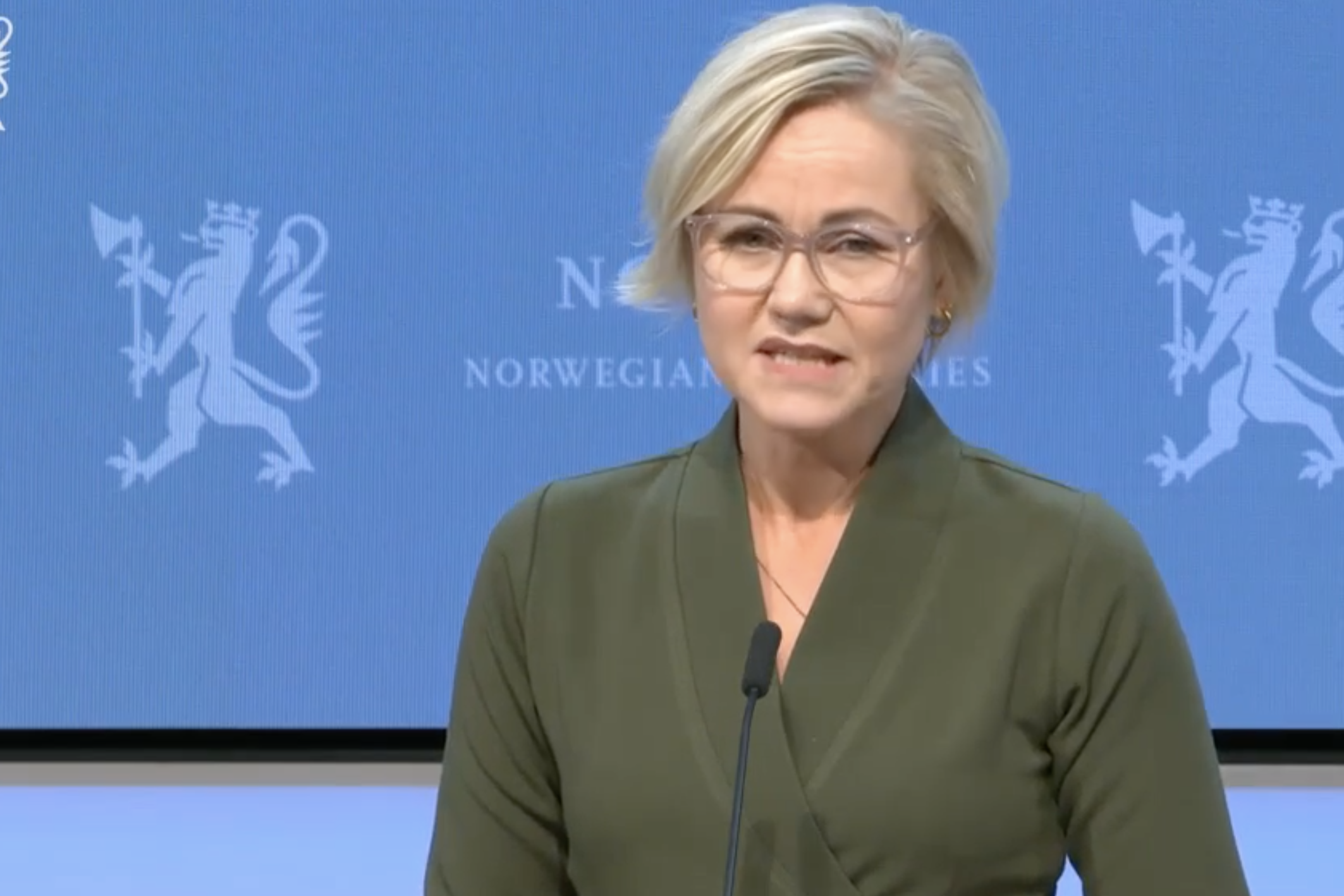 Helse- og omsorgsminister Ingvild Kjerkhol (Ap) debuterte med advarsel til folk om koronasituasjonen.