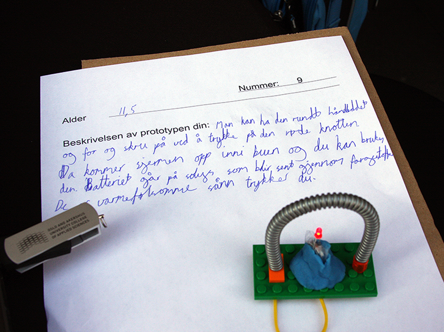 Magne Sembs vinnerklokke er en klokketelefon.