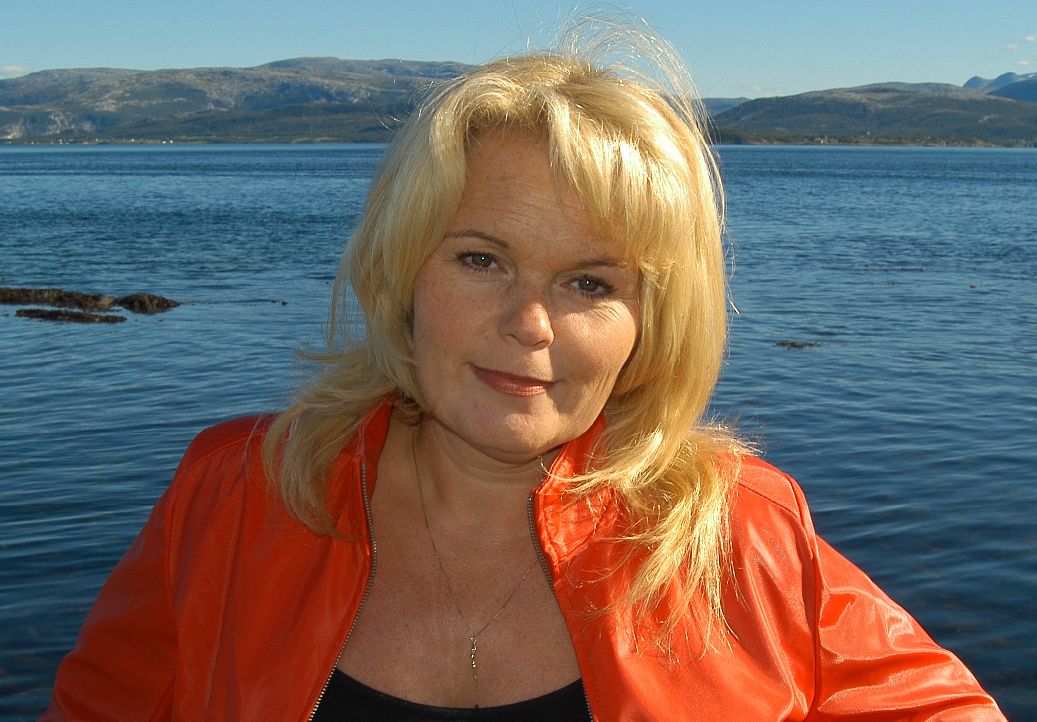 Inger Ellen Nicolaysen etablerte Nikita-kjeden, som nå er en av de ti største frisørkjedene i verden - drevet av konsernet Raise AS.