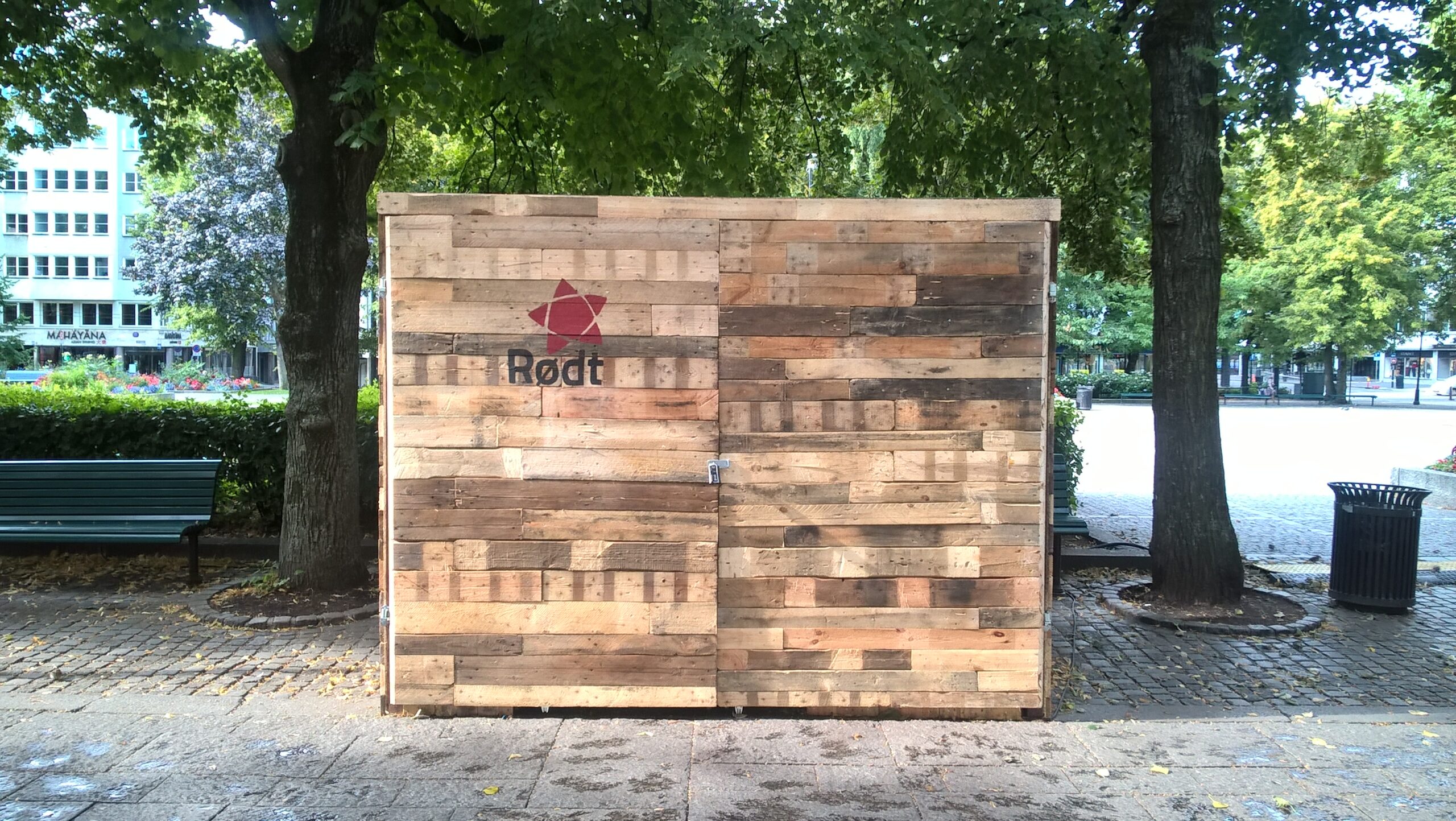 Rødt - valgbod 2015.  Foto: OBM