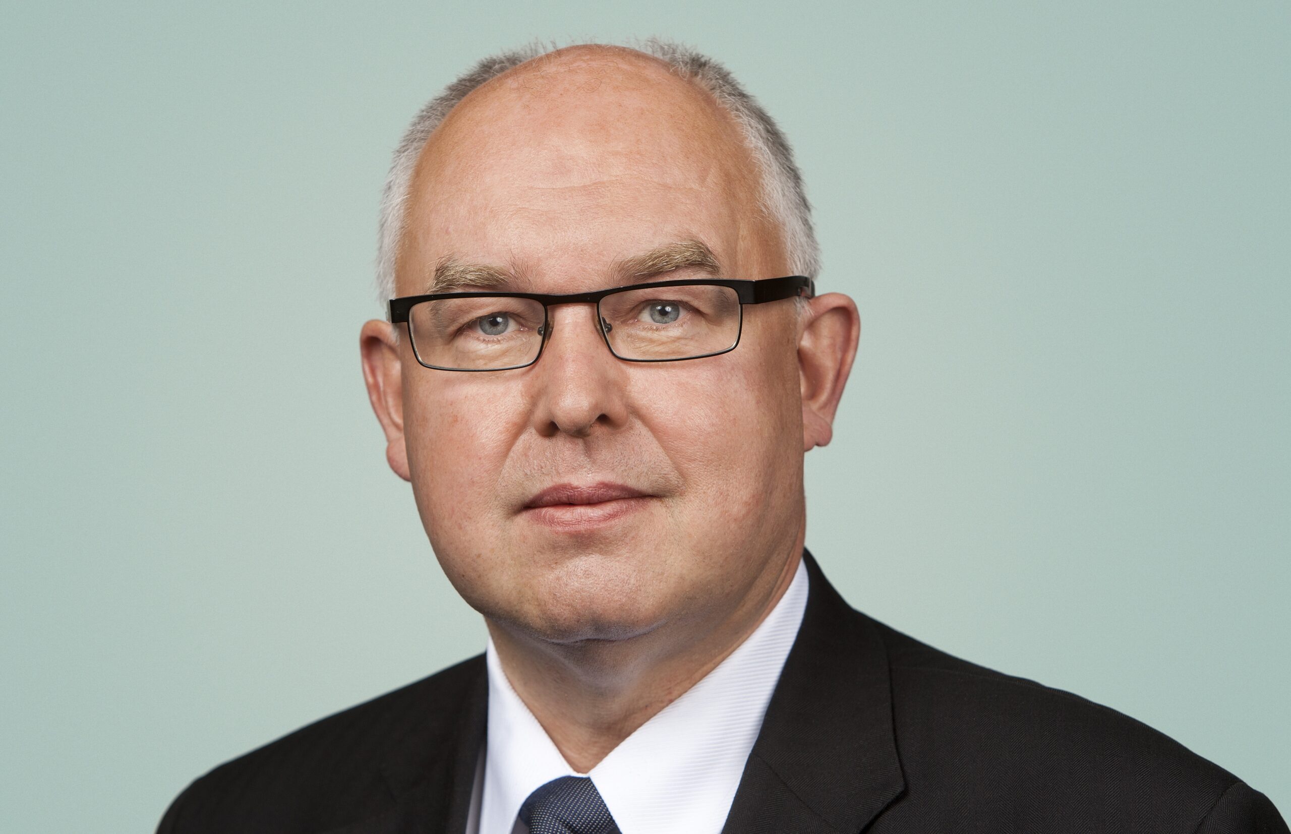 I svært mange av virksomhetene vi alle er i berøring med fremstår økonomien etterhvert som det eneste sentrale, ikke hva som kvaliteten på den tjenesten som leveres, skriver Trond Vernegg.
