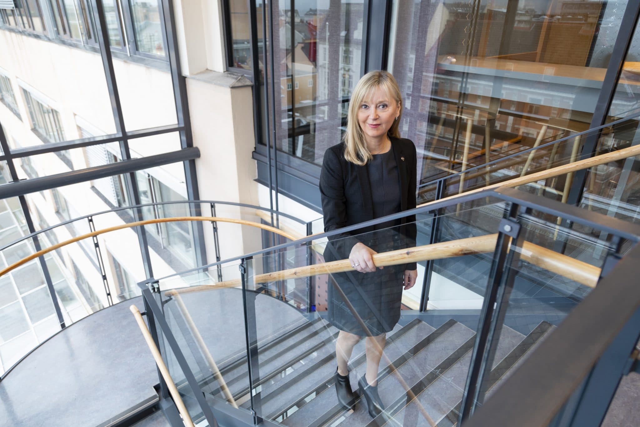 Det er mange utfordringar i arbeidslivet, men det psykososiale arbeidsmiljøet er ein av tinga Arbeidstilsynet meiner det er særleg viktig at får meir merksemd framover, seier direktør Trude Vollheim. Foto: Thor Nielsen