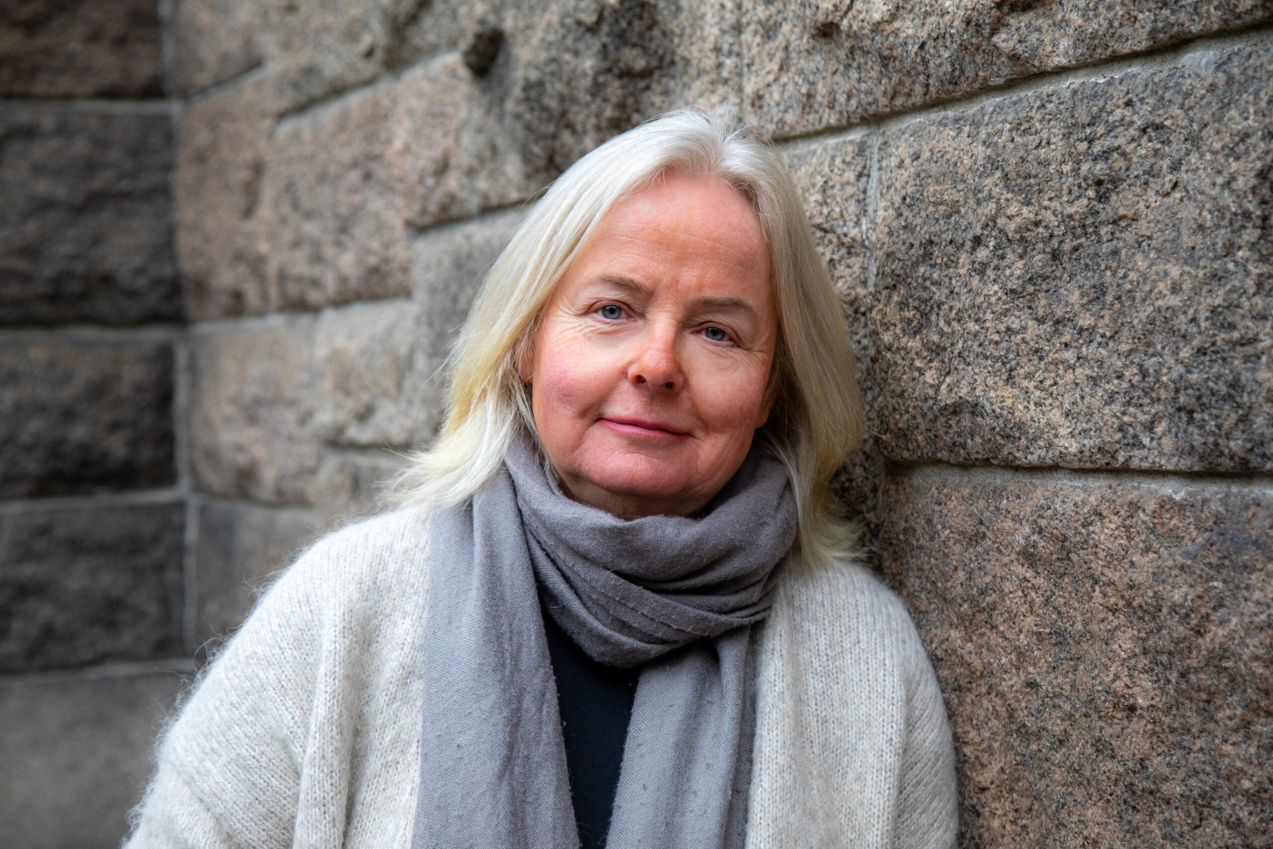 / fjern = syn / &laquo;Næringen sviktet sine kunder og våget ikke å stå opp mot nazister og NS-medlemmer som med politisk makt så sitt snitt til å rane til seg andres verdier.&raquo;