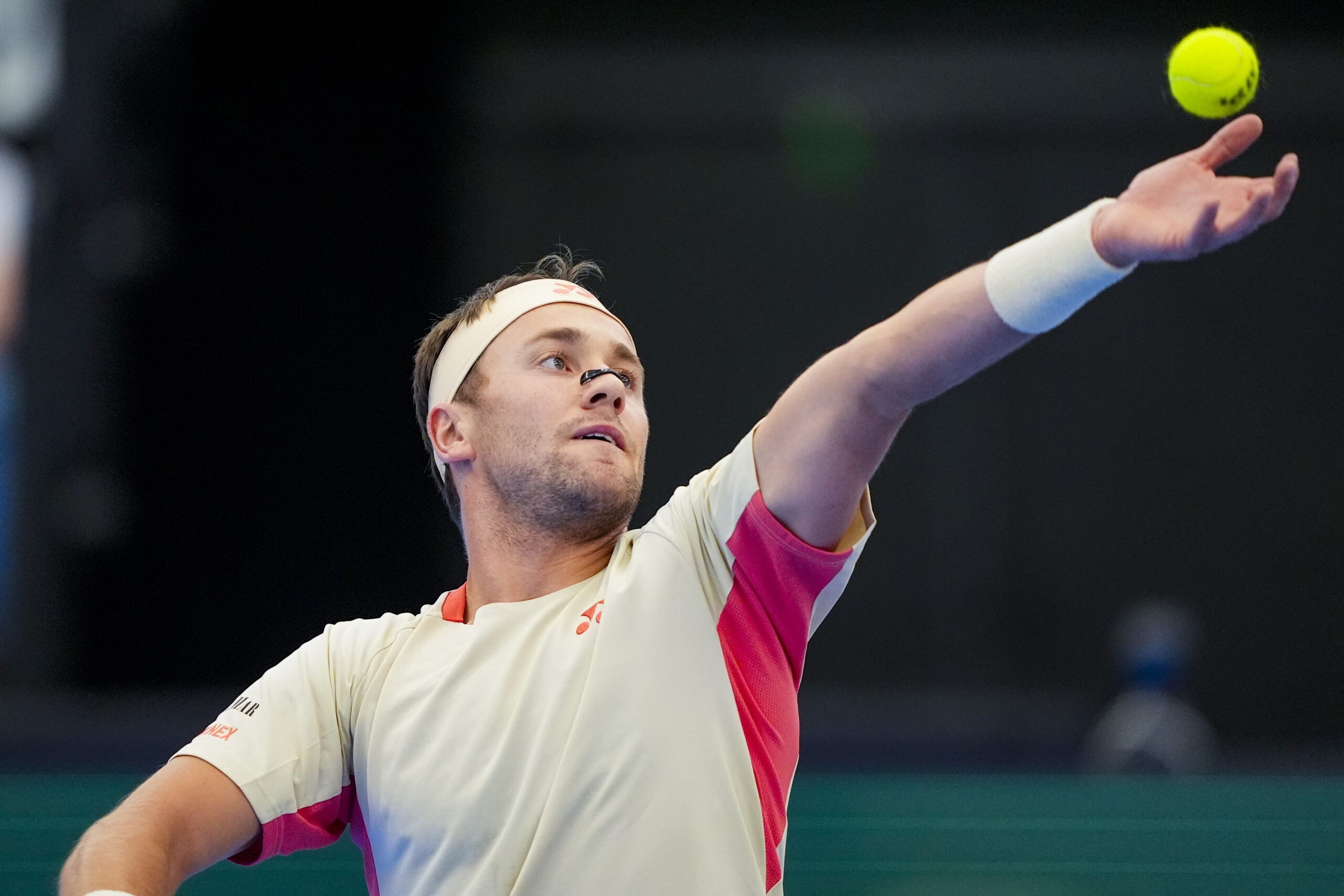 / tennis / &laquo;Handleddet kjem seg fint. Det var ein liten betennelse, og han er klar for start i Stockholm&raquo;